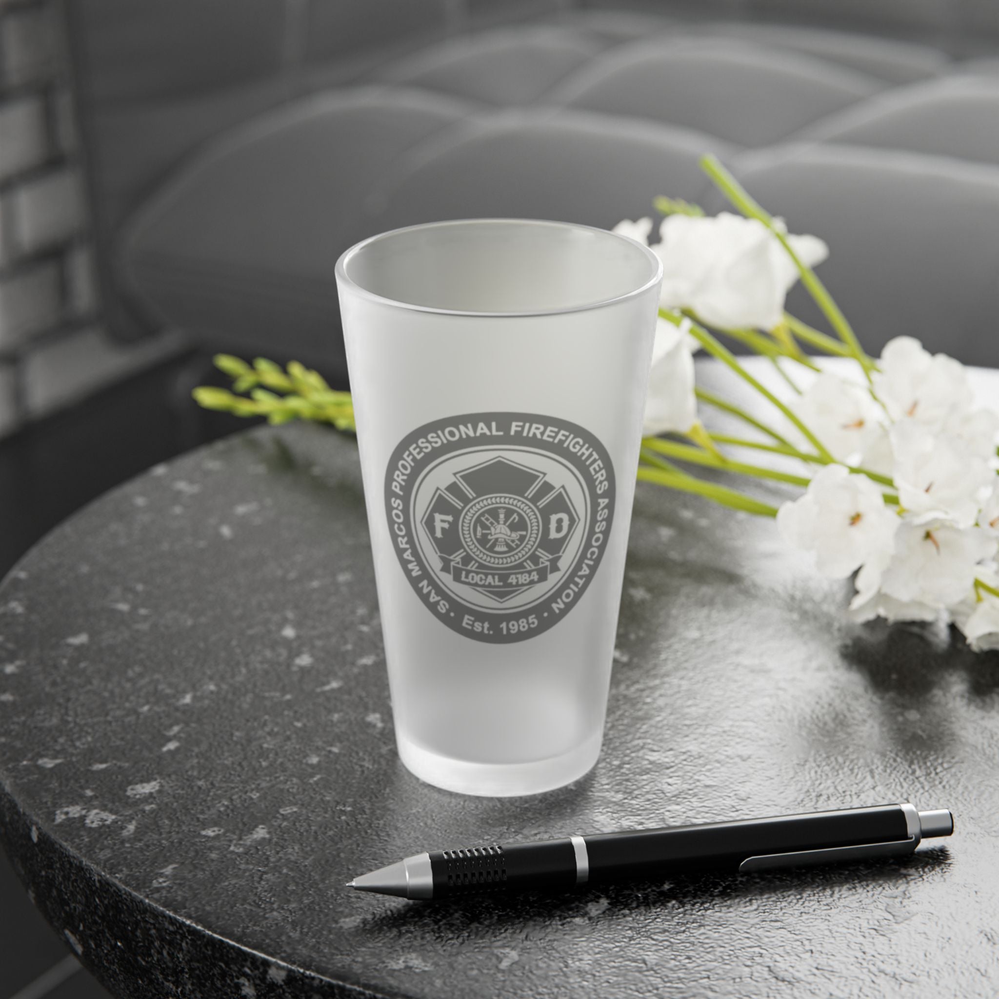 Drinkware- 4184 16 oz. Frosted Pint Glass